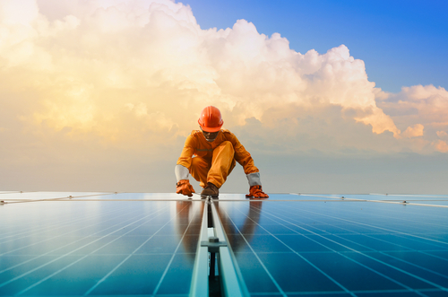 Singapore’s National Energy Provider Launches Blockchain Marketplace for Green Energy