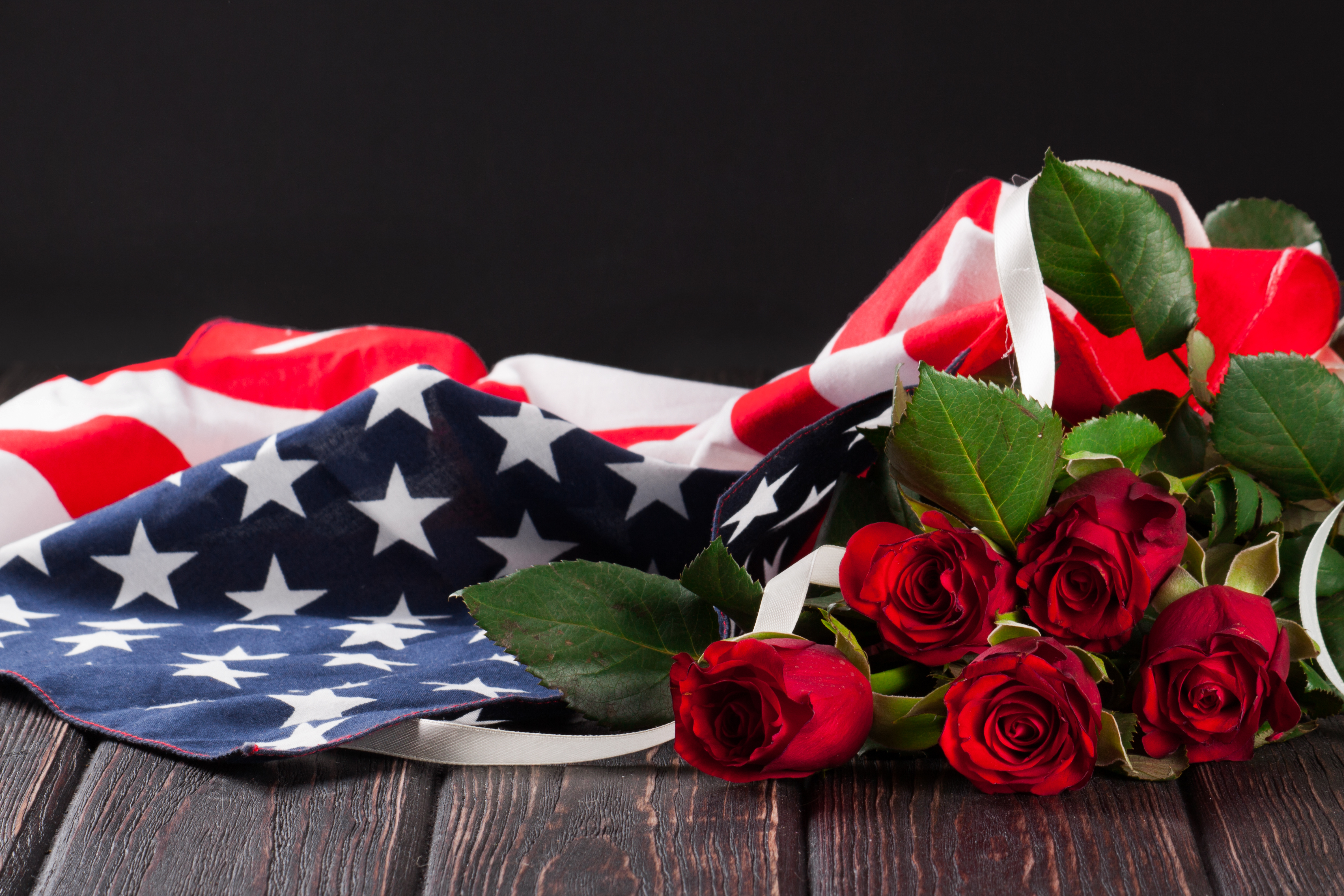 Crowd Kept Growing for this Unclaimed Veteran